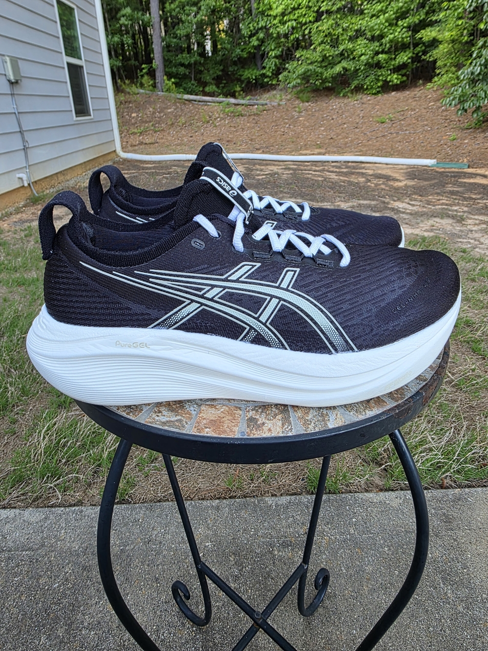 Asics Gel-Nimbus 27 1011B958 Black/White Running Shoes Sneakers Mens Size 11